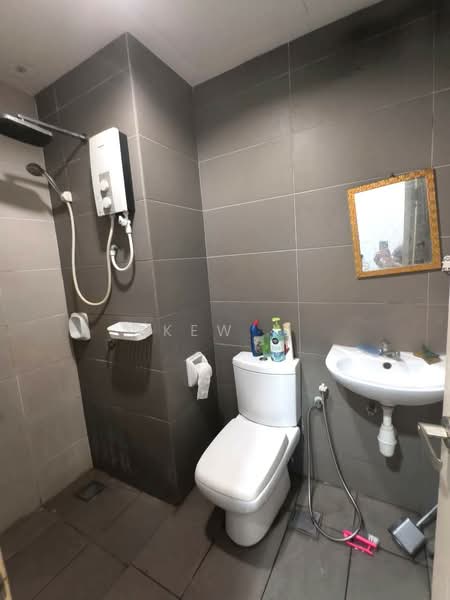 Service Residence for Rent at 3 Elements - Kew . - Bathroom - PropertyGuru.com.my
