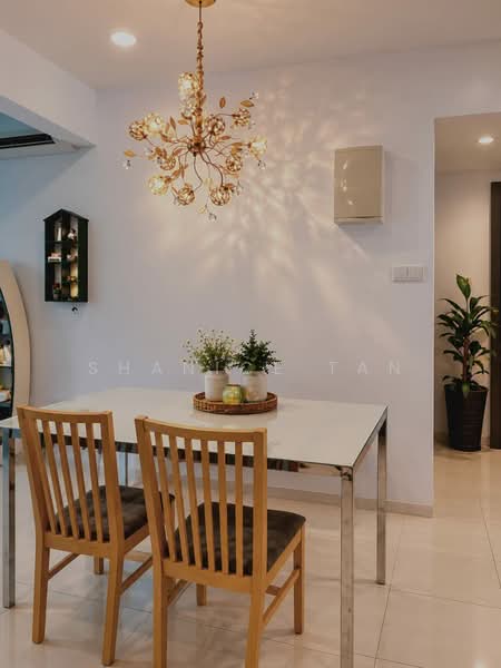 Servis Apartment untuk Dijual di The Garden Residences - Shanice Tan - Dining Room - PropertyGuru.com.my