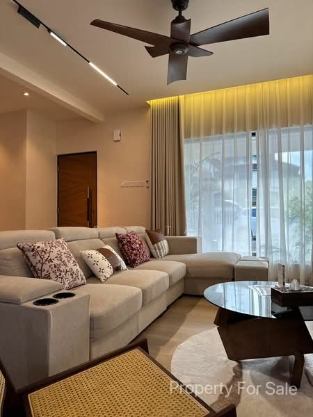Rumah Teres 2 Tingkat untuk Dijual di Bandar Baru Permas Jaya (Permas Jaya) - Sky Tan - Living Room - PropertyGuru.com.my
