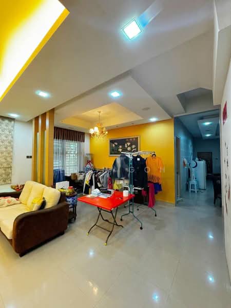 Rumah Berkembar untuk Dijual di Bandar Nusaputra (Puchong) - Evan Goh - Living Room - PropertyGuru.com.my