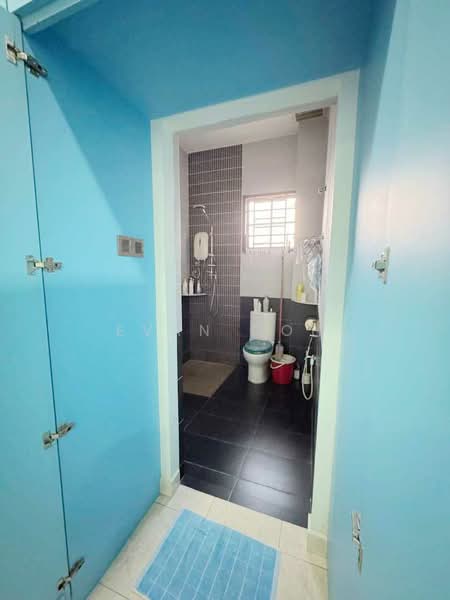 Rumah Berkembar untuk Dijual di Bandar Nusaputra (Puchong) - Evan Goh - Bathroom - PropertyGuru.com.my