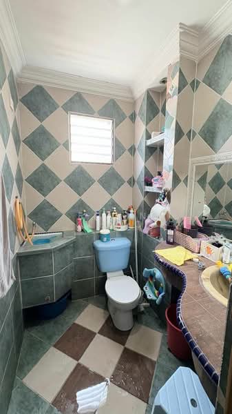 Pangsapuri untuk Dijual di Taman Pandan Apartment - Elvin Choo - Bathroom - PropertyGuru.com.my