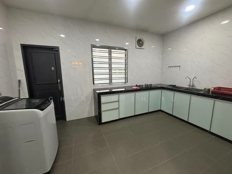 2-storey Terraced House for Rent in Taman Indahputra (Kulai) - Chen Shieh Yu - Kitchen - PropertyGuru.com.my