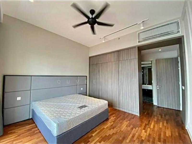 Servis Apartment untuk Dijual di Straits Residences - Quvee Ooi - Bedroom - PropertyGuru.com.my