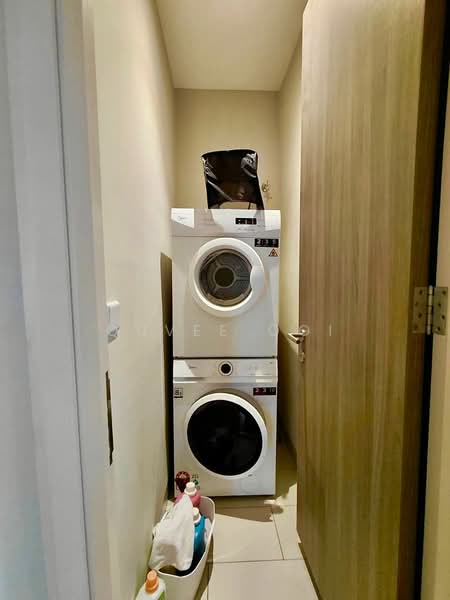 Servis Apartment untuk Dijual di Straits Residences - Quvee Ooi - Interior - PropertyGuru.com.my