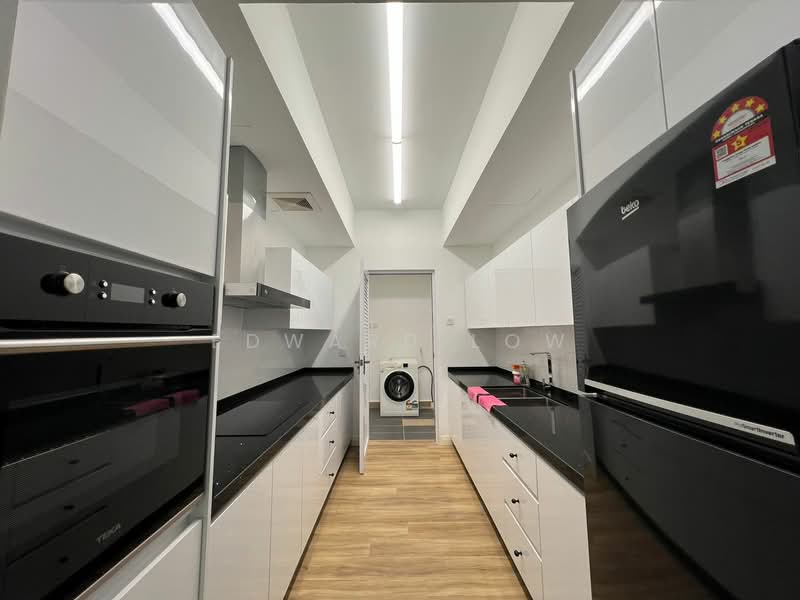 Servis Apartment untuk Dijual di Solaris Dutamas - Edward Low - Kitchen - PropertyGuru.com.my