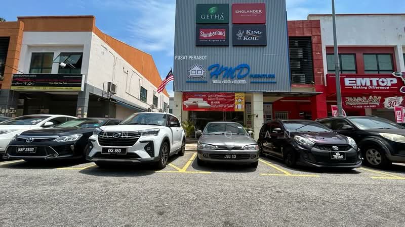 Shop for Sale in Kepong (Kuala Lumpur) - Ang Yi Quan - Exterior - PropertyGuru.com.my