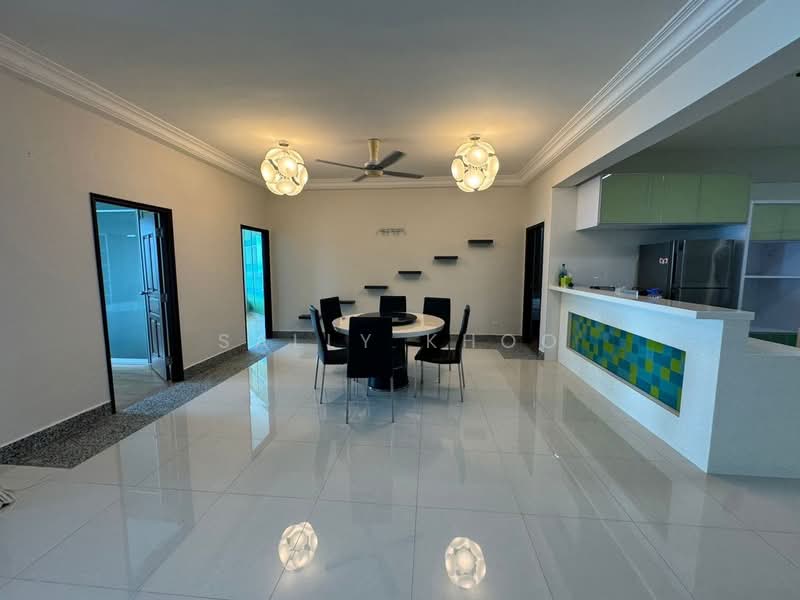 Condominium for Rent at Gurney Beach Resort - Sally Khoo - Dining Room - PropertyGuru.com.my
