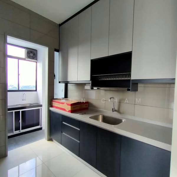 Condominium for Rent at Legend Heights - Yi Jun Cham - Kitchen - PropertyGuru.com.my