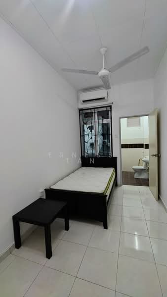 2-storey Terraced House for Rent in Taman JP Perdana (Johor Bahru) - Erness Tan - Bedroom - PropertyGuru.com.my