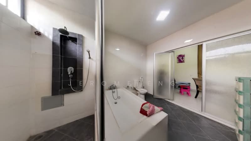 Rumah Teres 2.5-Tingkat untuk Dijual di Setia Pearl Island (Bayan Lepas) - Jerome Eng - Bathroom - PropertyGuru.com.my