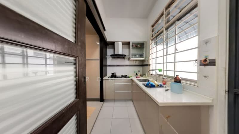 Rumah Teres 2.5-Tingkat untuk Dijual di Setia Pearl Island (Bayan Lepas) - Jerome Eng - Kitchen - PropertyGuru.com.my