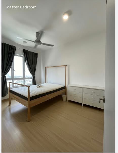 Servis Apartment untuk Disewa di RYAN & MIHO - Harper Tan - Master Bedroom - PropertyGuru.com.my