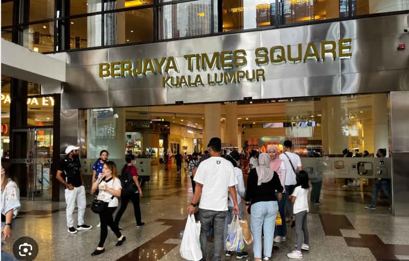 Rumah Niaga untuk Disewa di Berjaya Times Square (KL City Centre) - Ivan Tan - Entrance - PropertyGuru.com.my