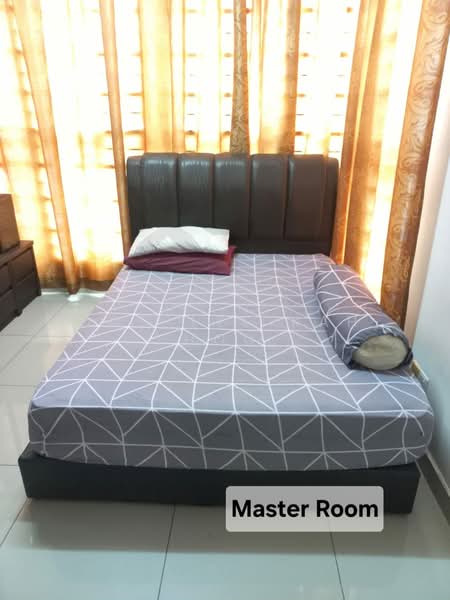 Kondominium untuk Disewa di Mutiara Ville - Don Lee Kah Hou - Master Bedroom - PropertyGuru.com.my