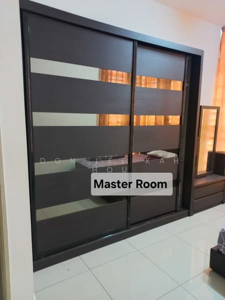 Kondominium untuk Disewa di Mutiara Ville - Don Lee Kah Hou - Master Bedroom - PropertyGuru.com.my