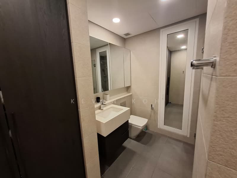 Servis Apartment untuk Disewa di TRX Residences - Kevin Koh - Bathroom - PropertyGuru.com.my