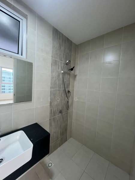 Kondominium untuk Dijual di Imperial Grande - Leong . - Bathroom - PropertyGuru.com.my