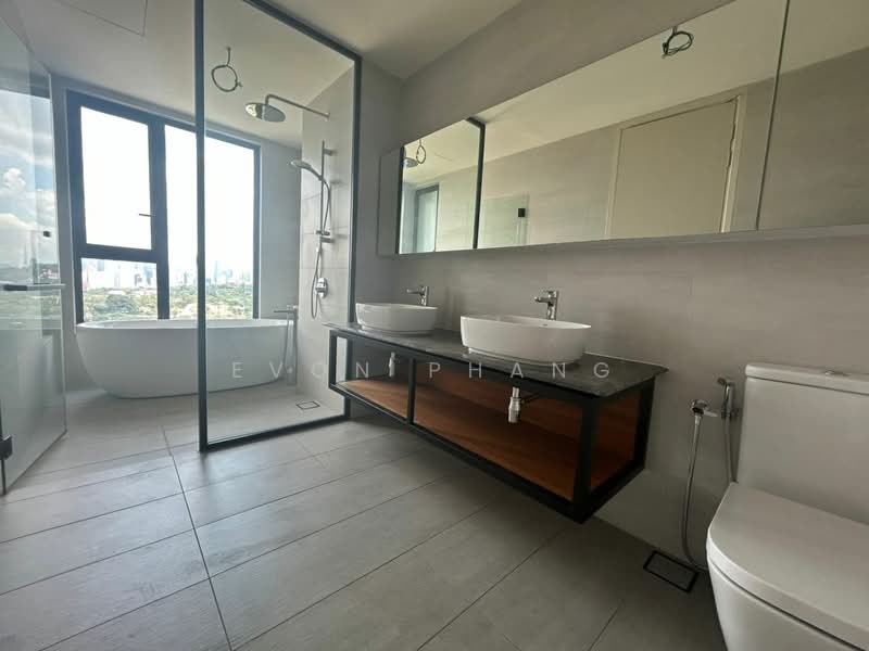 Servis Apartment untuk Dijual di Residensi Solaris Parq - Evon Phang - Bathroom - PropertyGuru.com.my