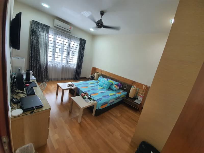 Semi-Detached House for Sale in Bayu Sri Bintang (Batu) - Ang Yi Quan - Bedroom - PropertyGuru.com.my