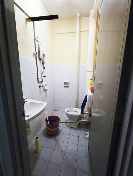 Rumah Flat untuk Disewa di Mutiara Idaman 2 - Bosco Teoh - Bathroom - PropertyGuru.com.my