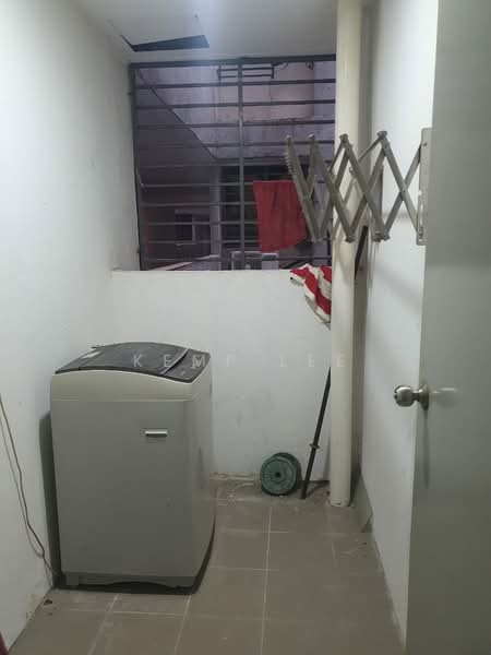 Kondominium untuk Disewa di 228 Kondominium - Kemp Lee - Interior - PropertyGuru.com.my