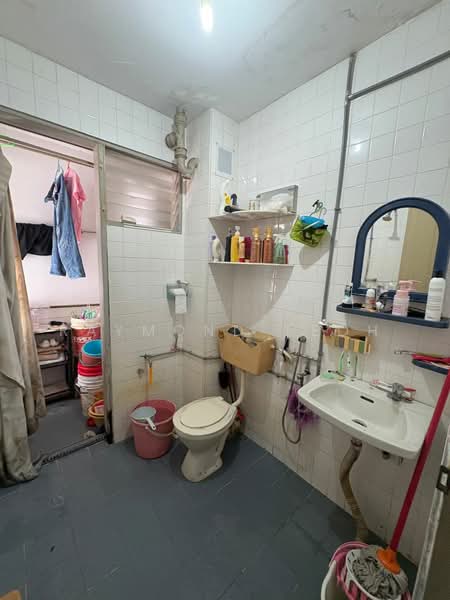Pangsapuri untuk Dijual di Desa Green - Raymond Teoh - Bathroom - PropertyGuru.com.my