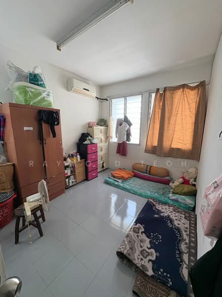 Pangsapuri untuk Dijual di Desa Green - Raymond Teoh - Bedroom - PropertyGuru.com.my