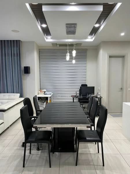 Kondominium untuk Dijual di The LIGHT COLLECTION II - Alston Loh - Dining Room - PropertyGuru.com.my