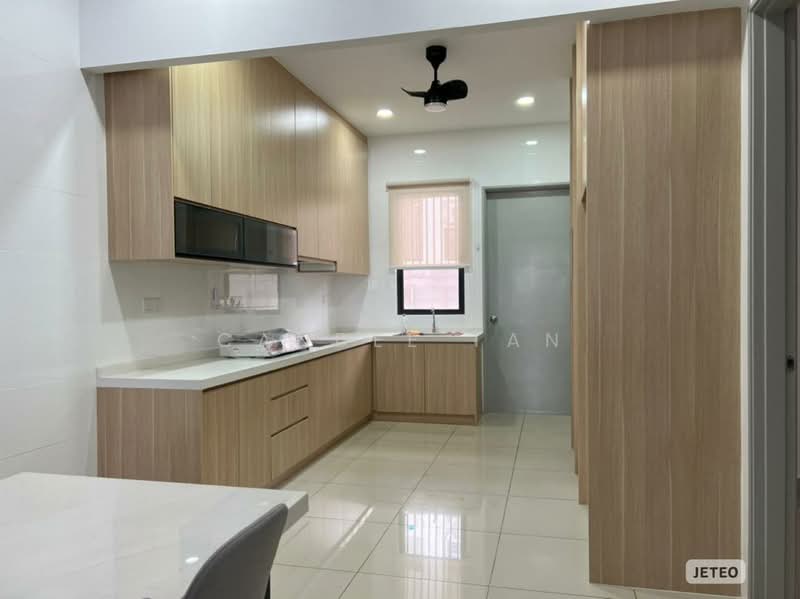 Rumah Teres untuk Disewa di Telok Panglima Garang (Selangor) - Candee Tan - Kitchen - PropertyGuru.com.my