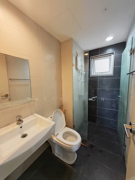Kondominium untuk Disewa di Anyaman Residence - Katty Soon - Bathroom - PropertyGuru.com.my