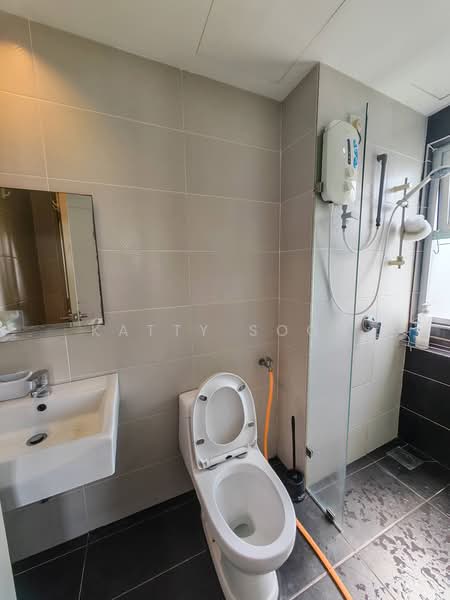 Kondominium untuk Disewa di Anyaman Residence - Katty Soon - Bathroom - PropertyGuru.com.my