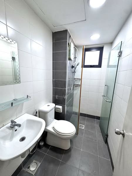 Kondominium untuk Disewa di Residence 8 - Kew . - Bathroom - PropertyGuru.com.my