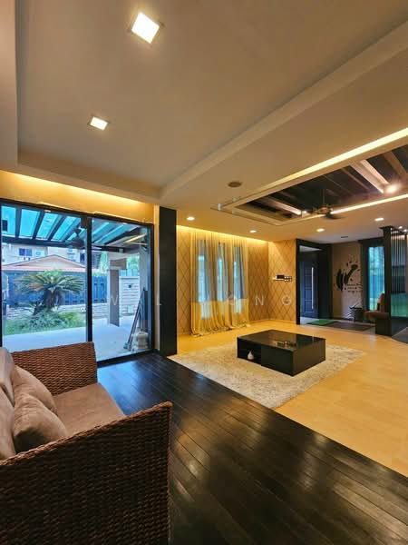 Rumah Berkembar untuk Dijual di Taman Austin Perdana (Tebrau) - Wil Mong - Living Room - PropertyGuru.com.my