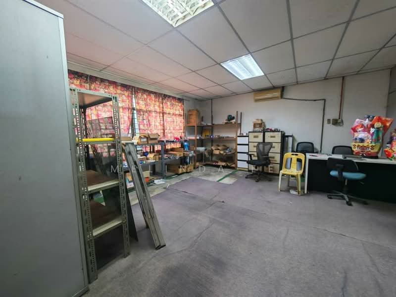 Terrace Factory for Rent in Akasia Business Park (Ulu Tiram) - Melinda Ee - Interior - PropertyGuru.com.my