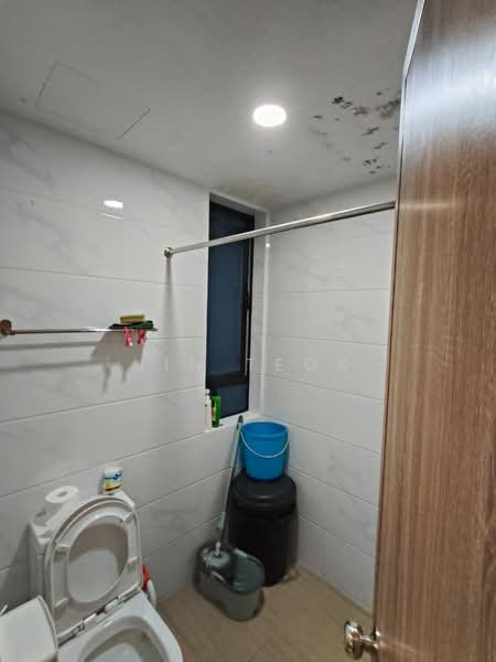 Service Residence for Rent at Country Garden Central Park - Jin Teok - Bathroom - PropertyGuru.com.my