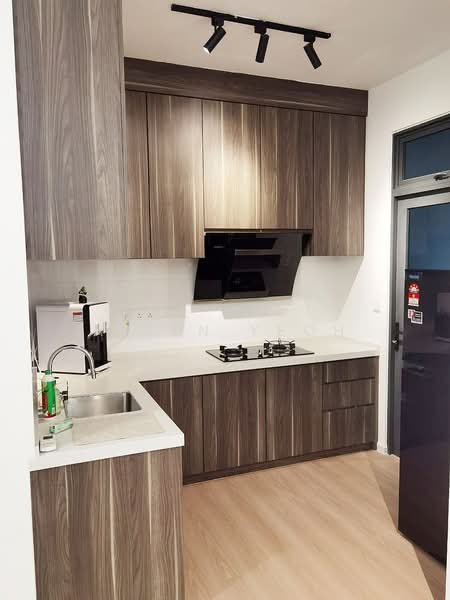 Condominium for Sale at Queens Residences Q2 @ Queens Waterfront - Allen Yeoh - Kitchen - PropertyGuru.com.my