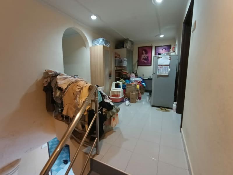Rumah Teres 2 Tingkat untuk Dijual di Pandan Perdana (Cheras) - Jeff Gan - Corridor - PropertyGuru.com.my