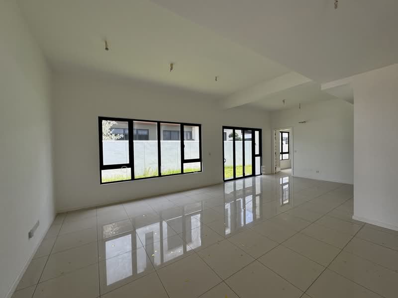 Semi-Detached House for Rent in Bandar Gamuda Gardens (Rawang) - Chris See - Living Room - PropertyGuru.com.my