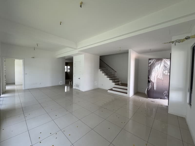 Semi-Detached House for Rent in Bandar Gamuda Gardens (Rawang) - Chris See - Living Room - PropertyGuru.com.my