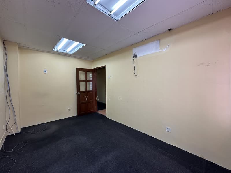 Shop for Rent in Taman Ampang Utama (Ampang) - Yang . - Interior - PropertyGuru.com.my