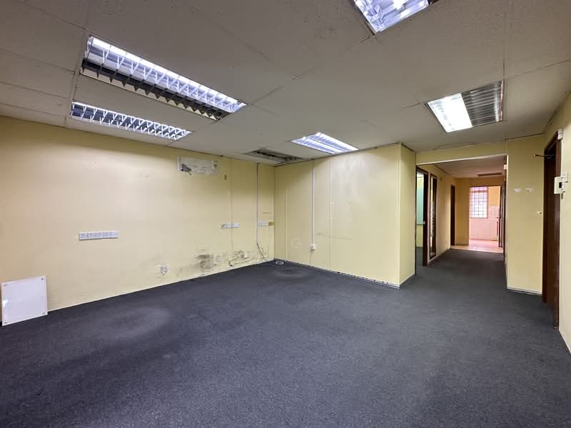 Shop for Rent in Taman Ampang Utama (Ampang) - Yang . - PropertyGuru.com.my