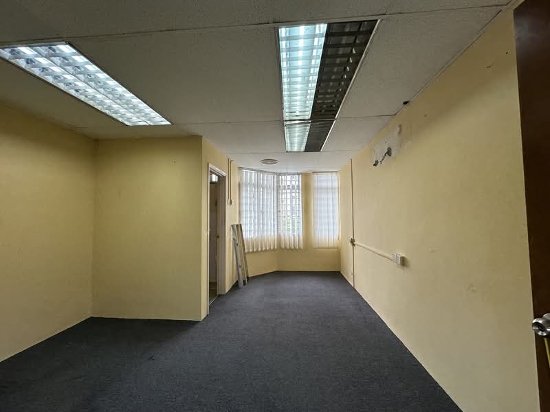Shop for Rent in Taman Ampang Utama (Ampang) - Yang . - PropertyGuru.com.my