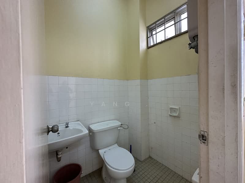 Shop for Rent in Taman Ampang Utama (Ampang) - Yang . - PropertyGuru.com.my