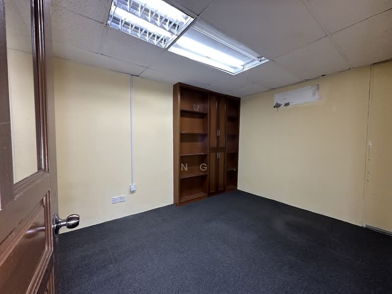 Shop for Rent in Taman Ampang Utama (Ampang) - Yang . - PropertyGuru.com.my