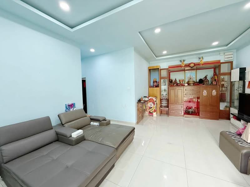 1-storey Terraced House for Sale in Taman Kota Masai (Pasir Gudang) - Wil Mong - Living Room - PropertyGuru.com.my