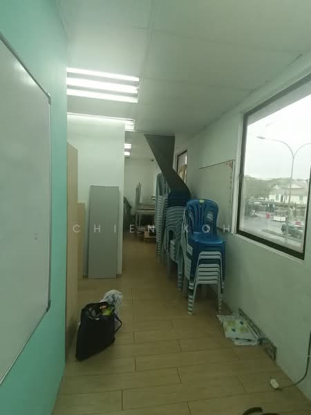 Kedai / Pejabat untuk Dijual di Taman Sea (Petaling Jaya) - Chien Koh - Corridor - PropertyGuru.com.my