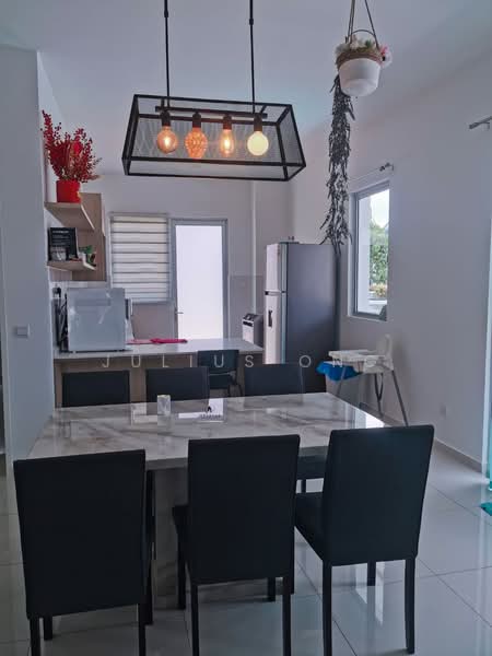 Rumah Teres 2 Tingkat untuk Dijual di Eco Forest (Semenyih) - Julius Ong - Kitchen - PropertyGuru.com.my