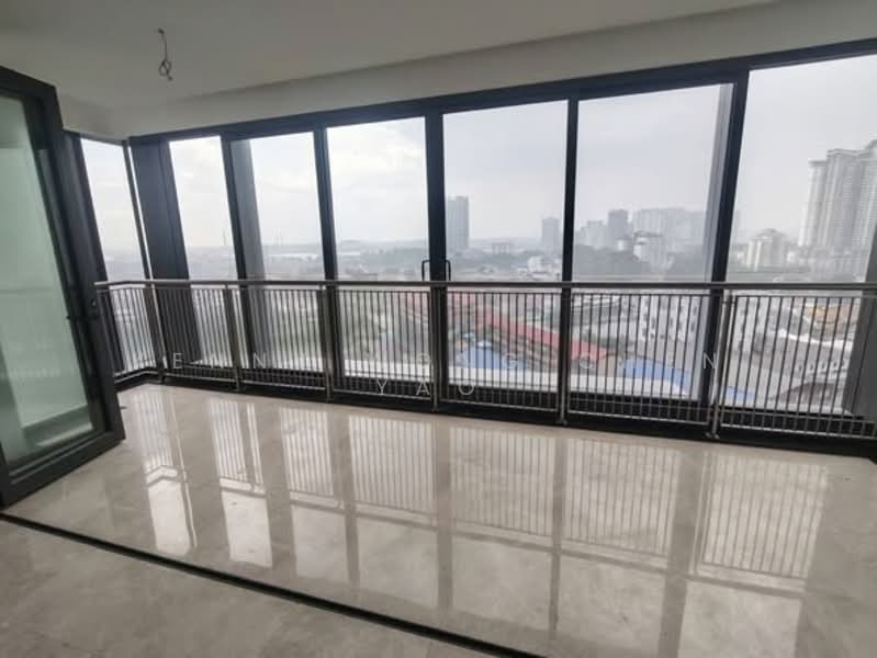 Kondominium untuk Dijual di The Astaka @ 1 Bukit Senyum - Kenny Wong Chen Yao - Balcony - PropertyGuru.com.my