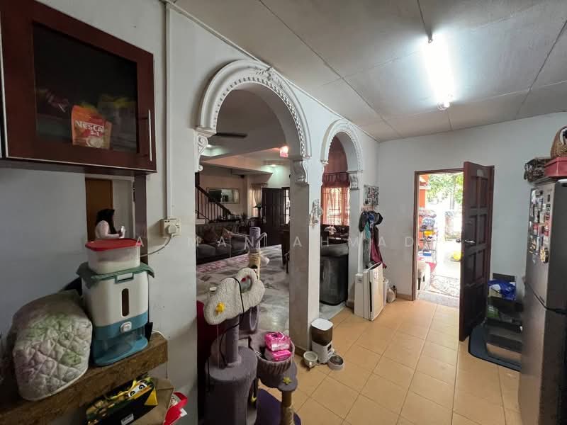 Semi-Detached House for Sale in Bandar Tasik Puteri (Rawang) - Azman Ahmad - PropertyGuru.com.my